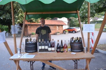 Večer vina, penine in glasbe